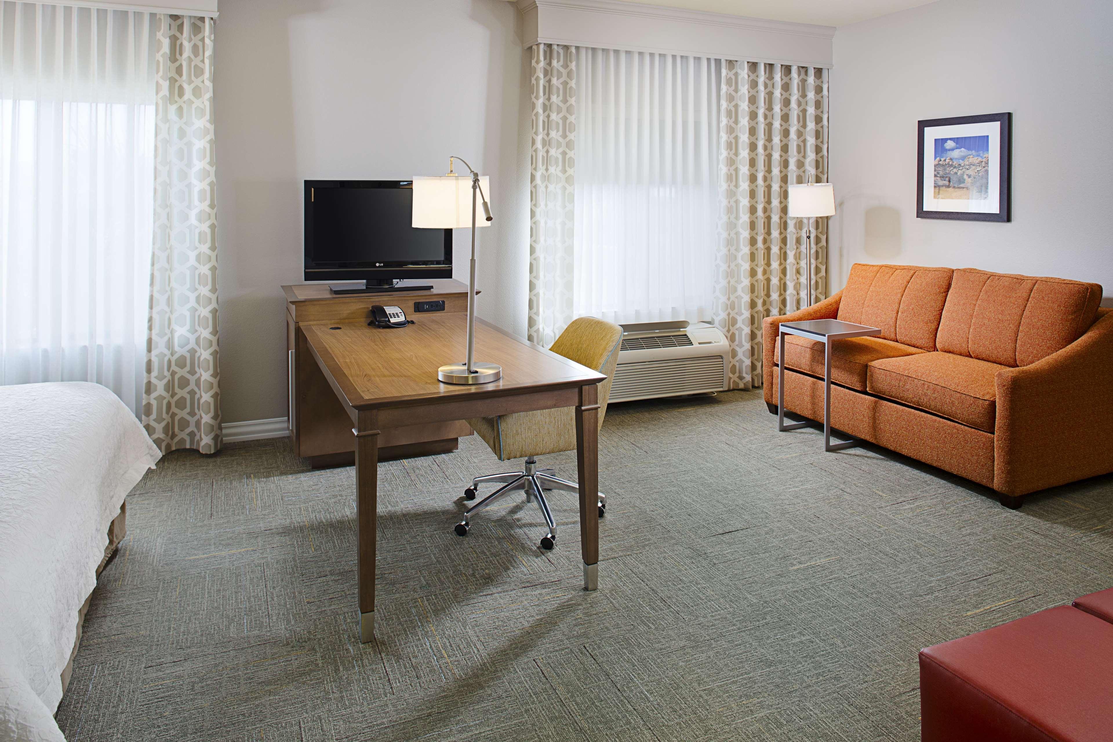 Hampton Inn & Suites Lancaster Exteriör bild