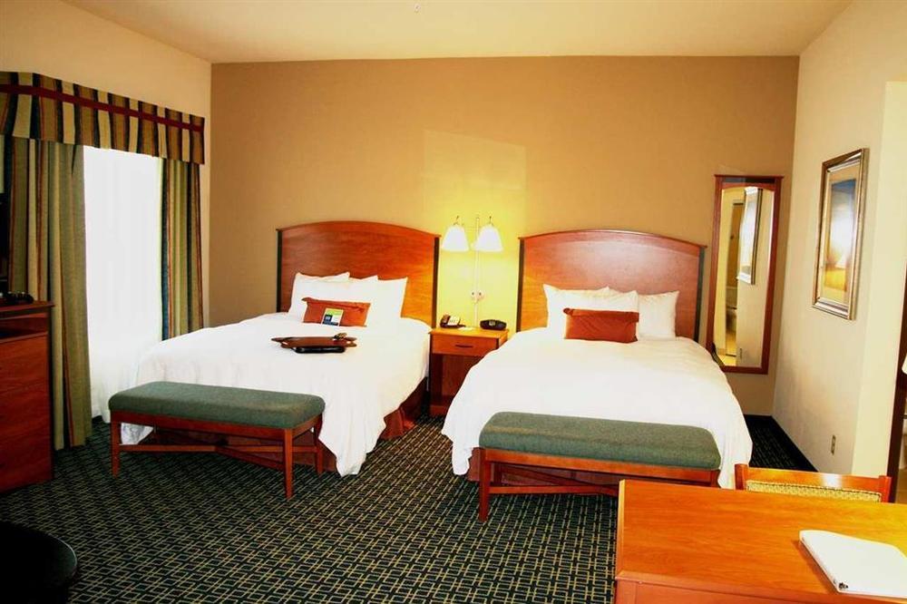 Hampton Inn & Suites Lancaster Rum bild