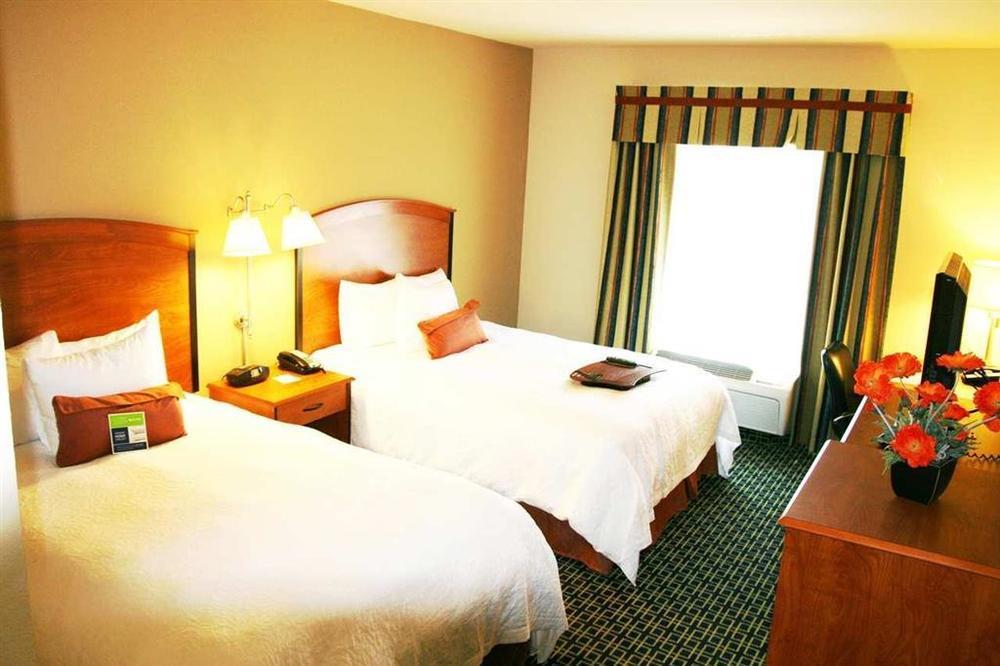 Hampton Inn & Suites Lancaster Rum bild