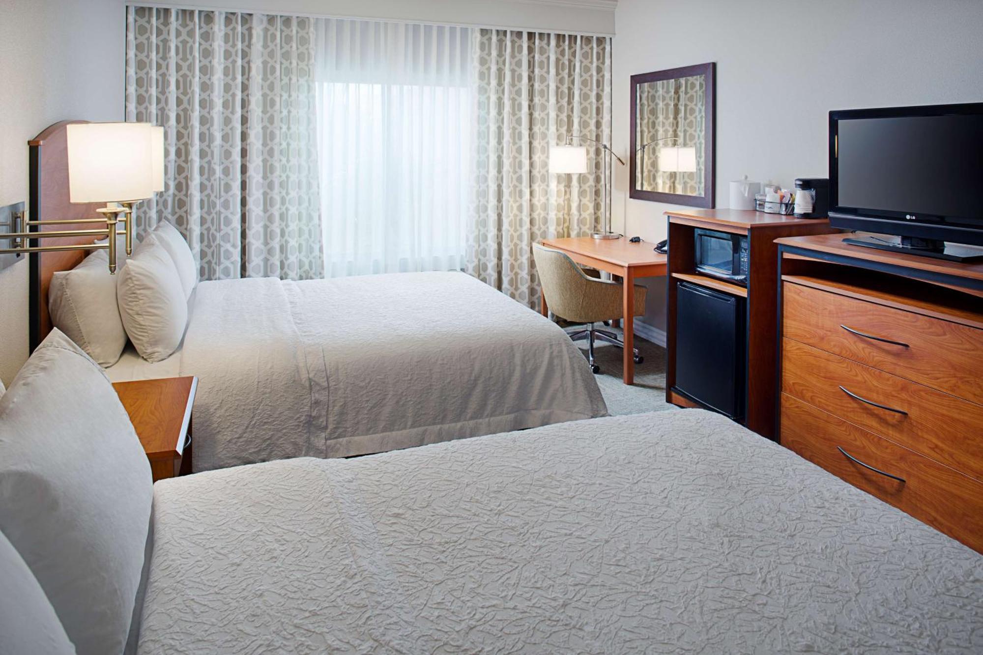Hampton Inn & Suites Lancaster Exteriör bild