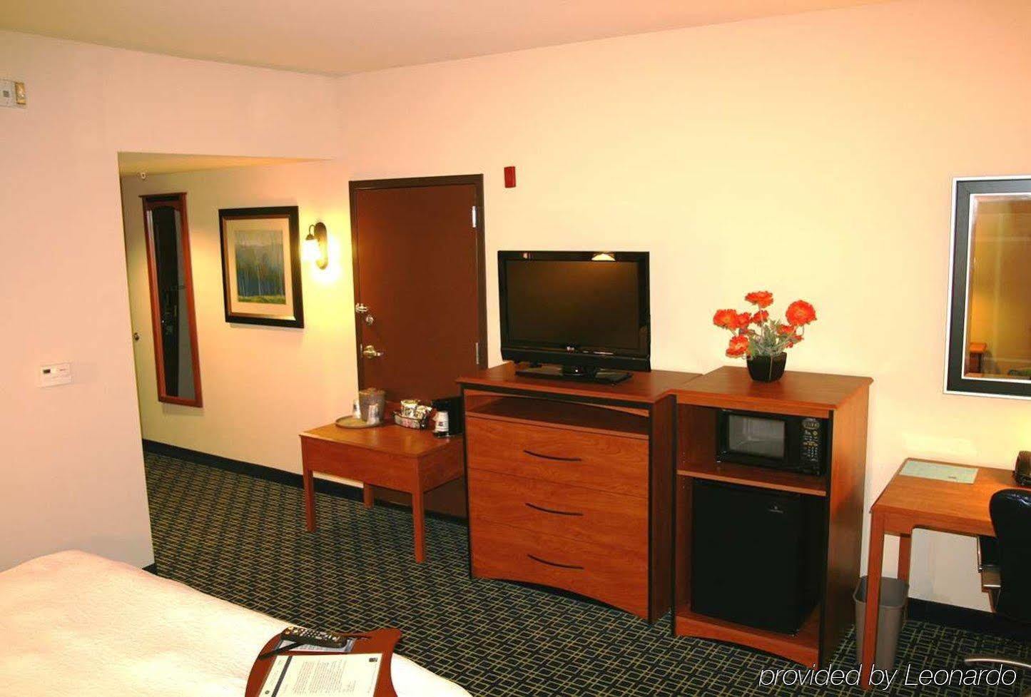Hampton Inn & Suites Lancaster Exteriör bild