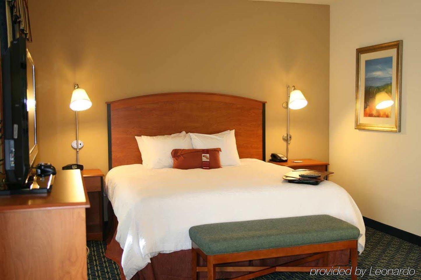 Hampton Inn & Suites Lancaster Exteriör bild