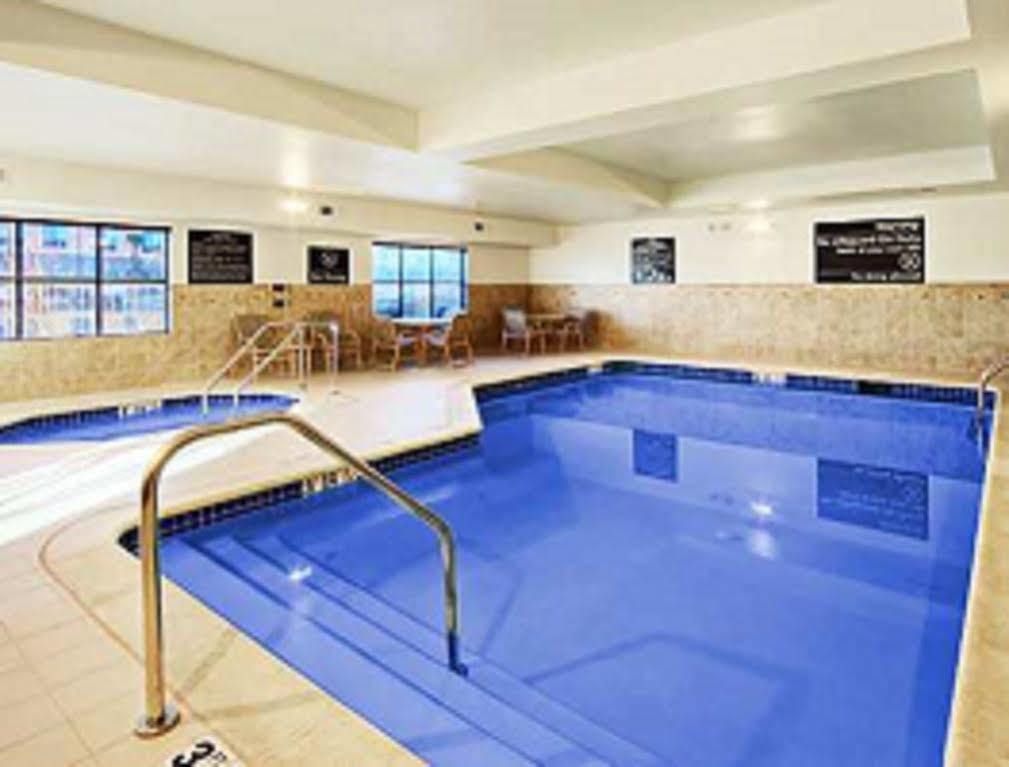 Hampton Inn & Suites Lancaster Exteriör bild
